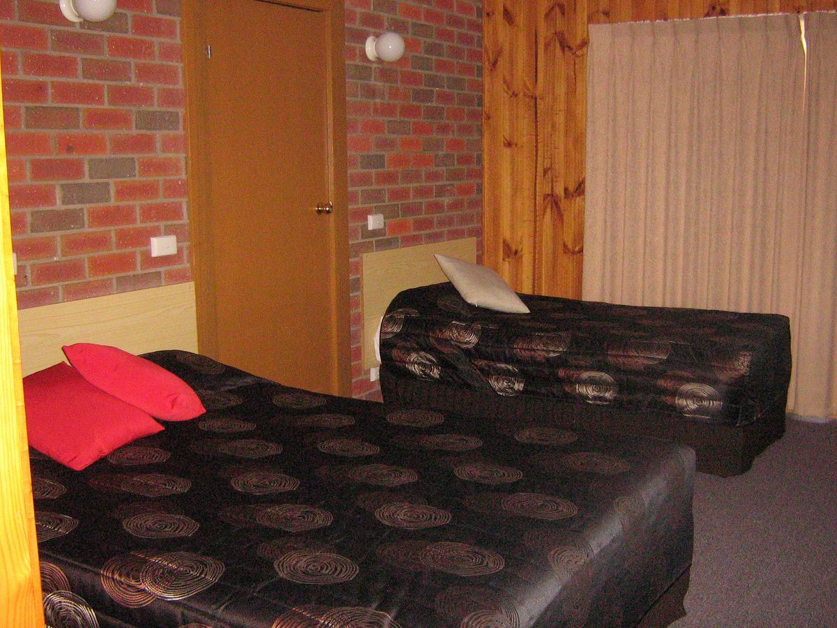 Country Road Motel St Arnaud Saint Arnaud Екстер'єр фото
